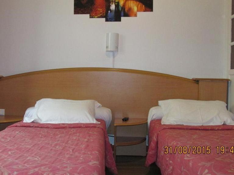 Pictav Hotel Poitiers Bilik gambar